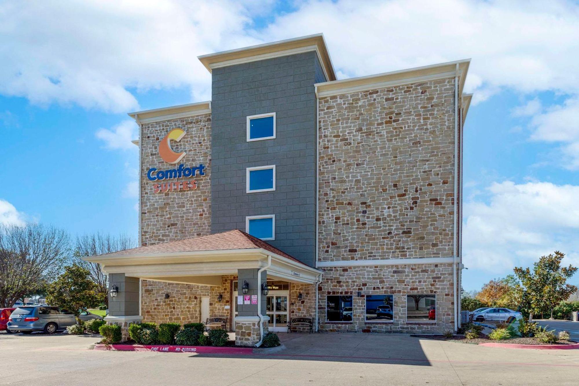 Comfort Suites Benbrook Ngoại thất bức ảnh