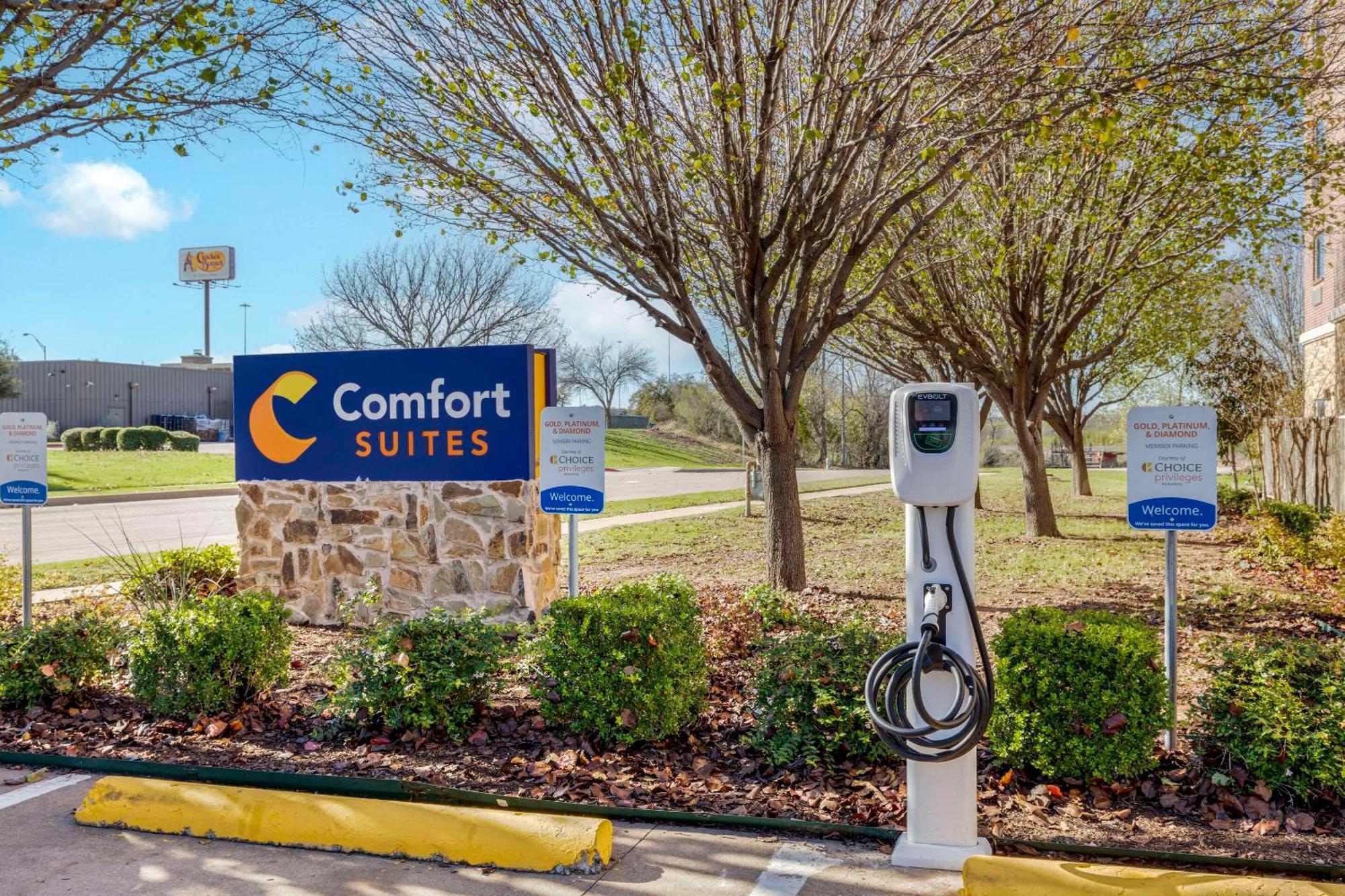 Comfort Suites Benbrook Ngoại thất bức ảnh